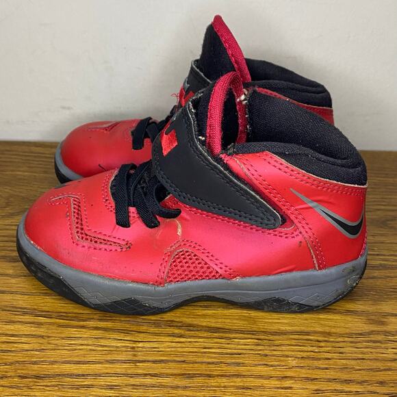 Nike LeBron Soldier 7 VII TD University Red Black Grey Basketball Sneakers 8C - Picture 3 of 7